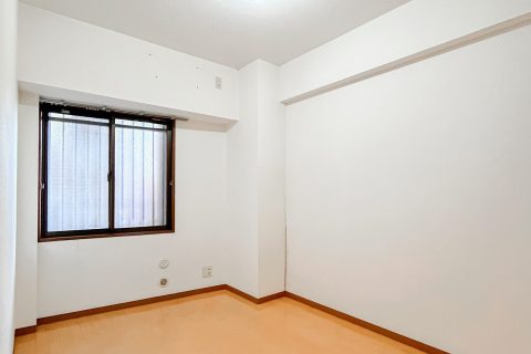 洋室　【Before】